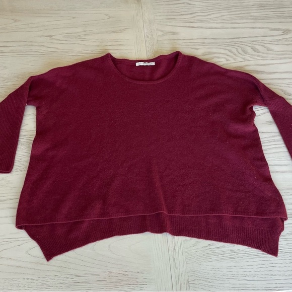 Subtle Luxury Red Crew Neck Sweater - Picture 1 of 5